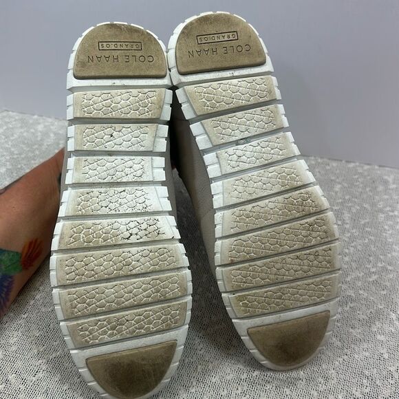 COLE HAAN Zerogrand Hiker Boots Booties Grey Tan Purple Women's size 9 - Picture 6 of 10